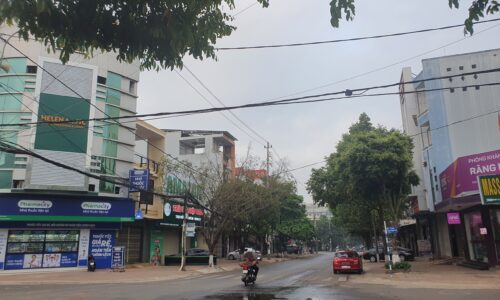 BÁN CĂN NHÀ GÓC 2 MT NGÔ QUYỀN 9M X 18.5M NỞ HẬU 14M