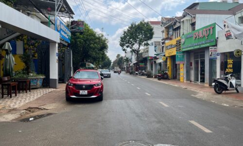 BÁN NHÀ 3 LẦU MT VĂN CAO GẦN TRƯỜNG THPT LÊ QUÝ ĐÔN