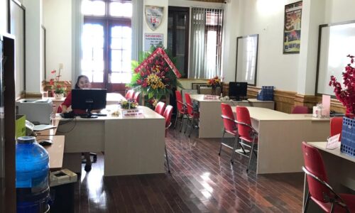 BÁN CĂN NHÀ 4 LẦU MT NGÔ QUYỀN ĐANG CHO THUÊ 20 TRIỆU / THÁNG