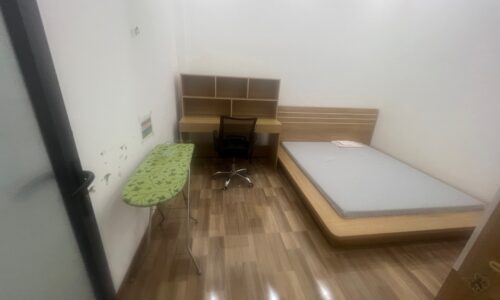 BÁN CĂN NHÀ C4 SÂN VƯỜN MINI HẺM 434 Y MOAN