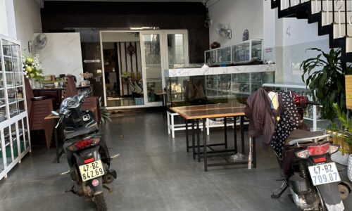 BÁN CĂN NHÀ 3 LẦU MT QUANG TRUNG GẦN TRUNG TÂM PHỐ