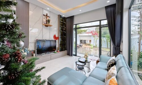 BÁN BIỆT THỰ 300M2 SIÊU XỊN XÒ THÔN 3 XÃ CƯ EBUA