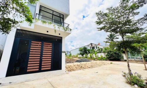 💥BÁN LÔ ĐẤT GÓC 2 MT LƯƠNG THẾ VINH